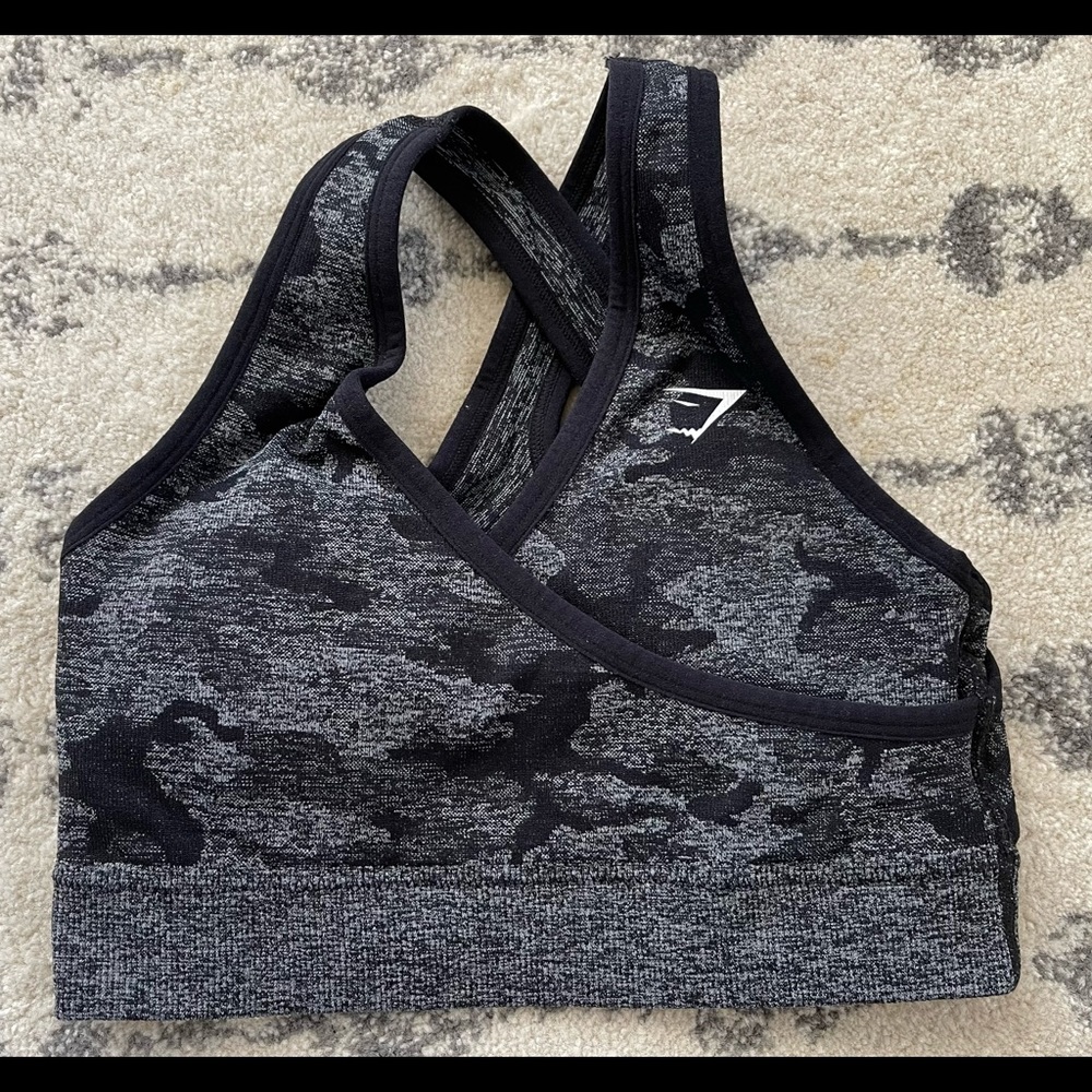 gymshark black camo sports bra